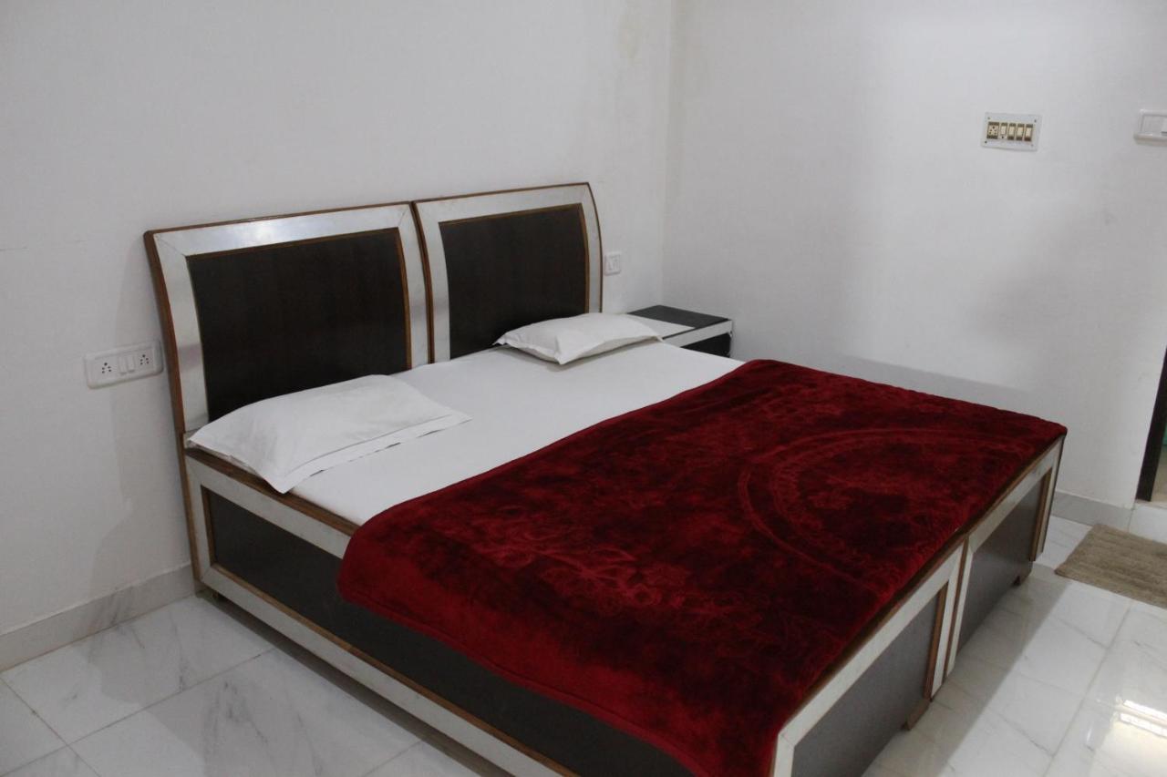 Sunset Backpackers Hostel Orchha Eksteriør bilde